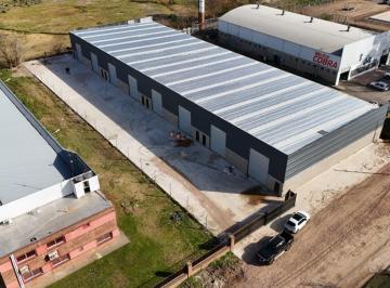 Bodega-Galpón · 1825m² · Venta Galpon con Renta 1825 m² Cubiertos Pilar