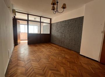 Departamento · 31m² · 1 Ambiente · Venta Monoambiente Luminoso en Microcentro