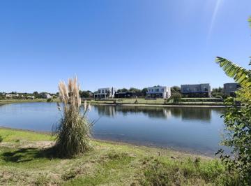 Terreno · 937m² · Lote Al Lago en Barrio San Matias Área 5