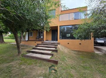 Casa · 148m² · 10 Ambientes · 2 Cocheras · Casa Los Paraísos, Tanti