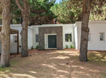 Casa · 170m² · 7 Ambientes · Casa en Venta - 5 Dorm. 4 Baños - Pinamar
