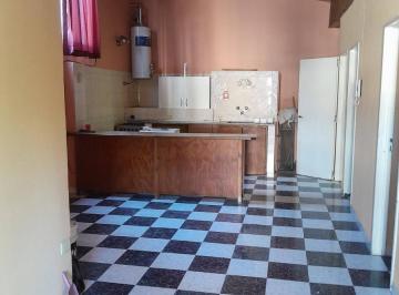 PH · 120m² · 4 Ambientes · PH en Alquiler - 3 Dorm. 1 Baño - La Plata