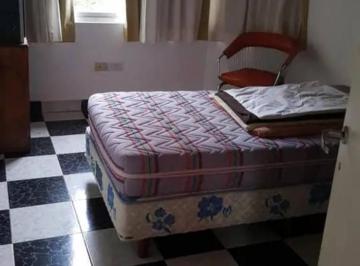 PH · 120m² · 4 Ambientes · PH en Alquiler - 3 Dorm. 1 Baño - La Plata