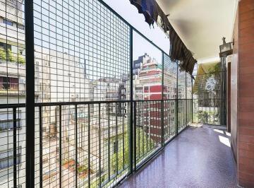 Departamento · 76m² · 3 Ambientes · Departamento Al Frente. Tres Ambientes con Dependencias. Piso Alto, Muy Luminoso