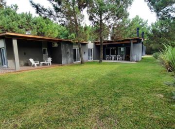 Casa · 165m² · 6 Ambientes · Casa en Venta - 4 Dorm. 3 Baños - Pinamar