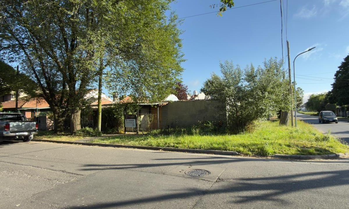 Lote en esquina en venta - Los Pinares - 451 m² - Ideal desarrollo