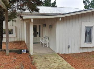Casa · 160m² · 5 Ambientes · Casa en Venta - 3 Dorm. 3 Baños - Pinamar