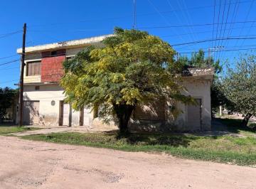 Casa · 380m² · 4 Ambientes · Casa en Venta