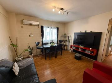 Departamento · 58m² · 4 Ambientes · Departamento 4 Amb C/balcón Cfte