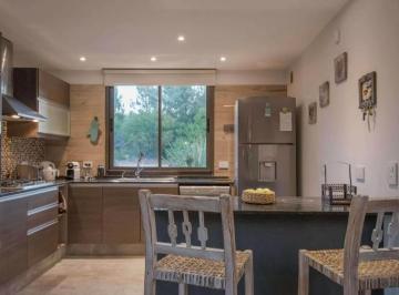 Casa · 170m² · 5 Ambientes · Casa en Venta - 3 Dorm. 3 Baños - Pinamar