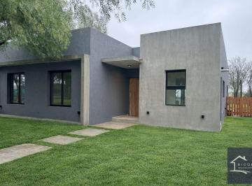 Casa · 160m² · 4 Ambientes · 1 Cochera · Casa 5 Ambientes en San Pablo, Pilar