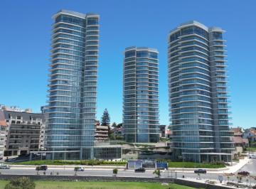 Departamento · 110m² · 3 Ambientes · Departamento Tres Ambientes. Vista Plena Al Mar. Maral Explanada. Torres Pelli. Playa Chica. Venta
