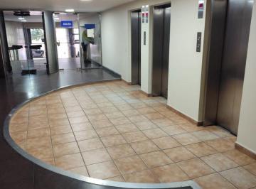 Oficina comercial de 5 ambientes, San Nicolás · Oficina en Venta de en Microcentro.