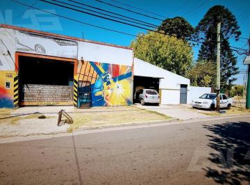 Local comercial · 150m² · 2 Locales Sobre Lote Propio Olivera Esquina Ventura Alegre - Una Esquina Muy Transitada