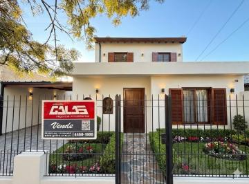 Casa · 120m² · 4 Ambientes · 1 Cochera · Casa 4 Ambientes en Ituzaingó Norte