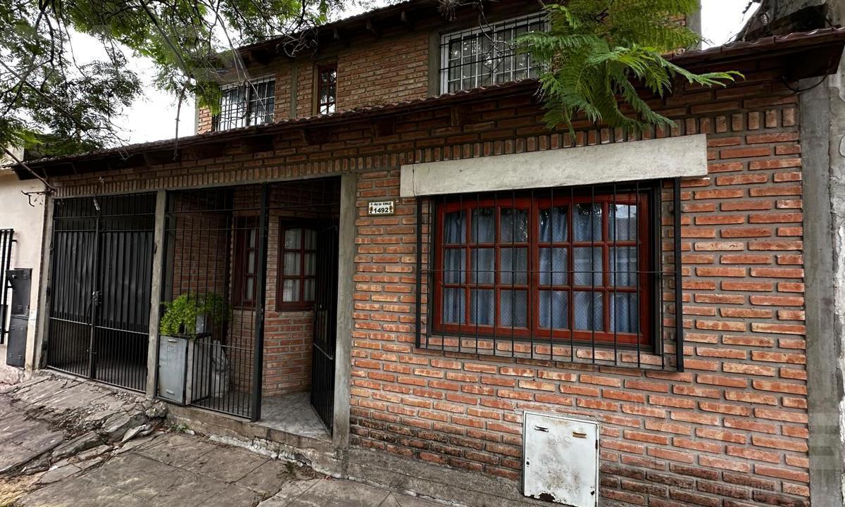 Fernández de la Cruz  al 1400,  Ituzaingó Norte, Ituzaingó