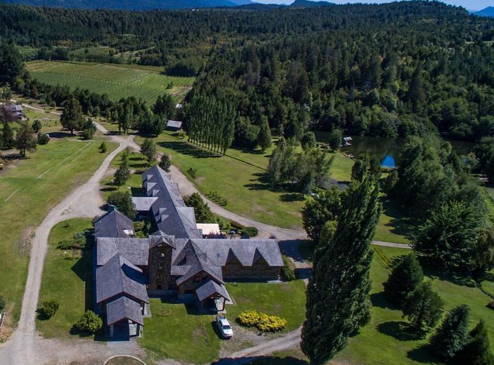 Edificio · 3000m² · 20 Ambientes
