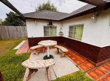 Casa · 95m² · 3 Ambientes · 3 Cocheras · Venta. Casa 3 Ambientes. Parque Sakura