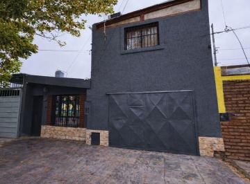 Casa de 5 ambientes, Mayor Drummond · Casa a La Venta - Luján de Cuyo