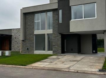 Casa de 4 ambientes, Rodeo de la Cruz · Venta Casa Barrio Las Cortaderas III