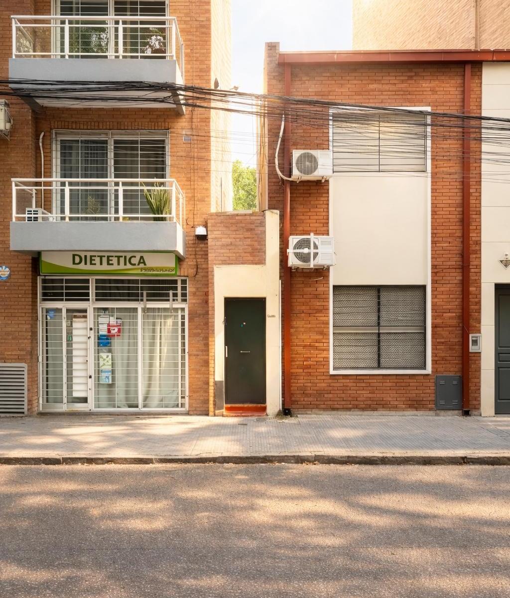 Alvear 1400, Nuestra Señora de Lourdes, Distrito Centro
