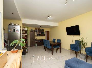 PH · 53m² · 3 Ambientes · PH en Venta Sobre La Calle Dr Aldo Della Rosa, Caseros