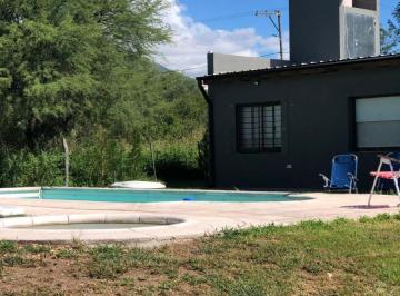 Casa de 3 ambientes, Las Rabonas · Linda Casa 2 Dorm. con Piscina E Hidromasaje en Las Rabonas