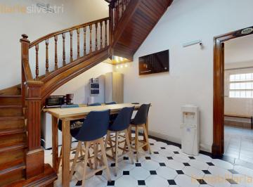 Casa · 200m² · 7 Ambientes · Habitacion en Residencia Estudiantil Buenos Aires