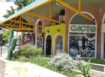 Local comercial · 30m² · 2 Ambientes · Local Comercial en Venta - 2 Ambientes - Mar de Ajó