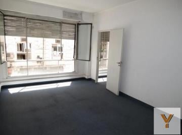 Oficina comercial · 40m² · 1 Ambiente · Oficina en Venta - 2 Privados 1 Baño - 40 m² - Microcentro