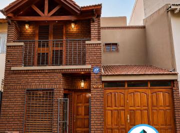 Departamento de 2 ambientes, Neuquén · Alquila, Duplex Dos Dorm.. Luminoso y Seguro. Mensajes a Wathssapp