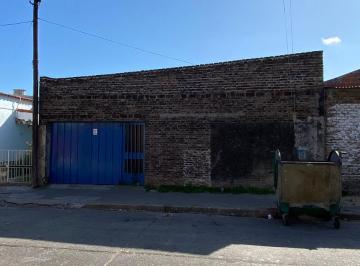 Garage · 152m² · 8 Cocheras · Cochera en Venta - 152 m² - Ludueña, Rosario