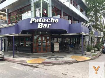 Local comercial · 125m² · 3 Ambientes · Local en Venta - 2 Baños - 125 m² - Moron
