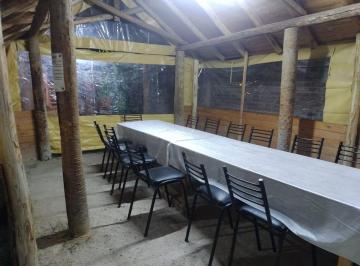 Quinta vacacional de 3 ambientes, Los Corralitos · ¡Oportunidad de Inversión! con Renta Mensual en Corralitos – Lote con Pileta y Salón Para Eventos