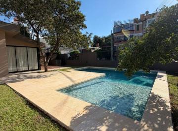 Casa · 418m² · 3 Ambientes · 1 Cochera · Cf1361 - Casa en Venta - 2 Dorm. - Av Lavalle y Alem