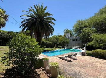 Casa de 8 ambientes, Unquillo · 2 Casas en Unquillo Oportunidad de Inversión