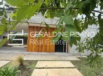 Casa · 163m² · 5 Ambientes · 2 Cocheras · Casa en Venta en Vila Marina I, Villanueva, Tigre
