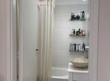 Casa · 230m² · 4 Ambientes · Casa en Venta - 3 Dorm. 2 Baños - Chascomús