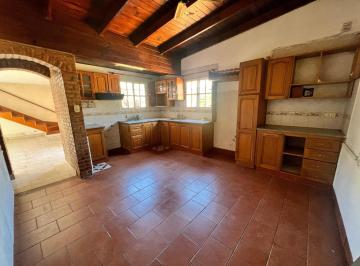 Casa · 129m² · 3 Ambientes · Casa en Venta - 2 Dorm. 1 Baño - La Plata