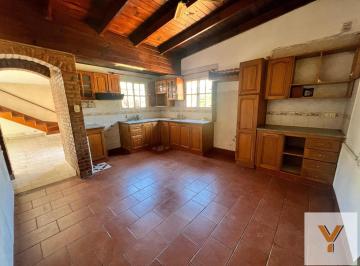 Casa · 129m² · 3 Ambientes · Casa en Venta - 2 Dorm. 1 Baño - La Plata