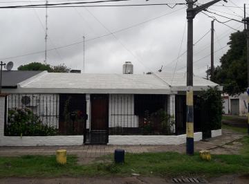 Casa · 151m² · 5 Ambientes · 1 Cochera · Casa 3 Dorm. (En Venta)