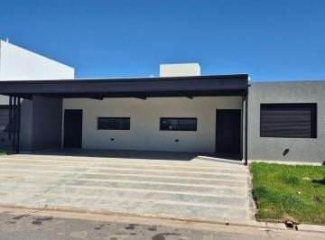 Casa en Venta de 3 ambientes San Ignacio Village · Venta San Ignacio Village - 2 Dorm. - a Estrenar - Manantiales
