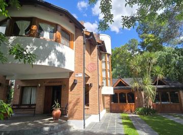 Casa · 320m² · 7 Ambientes · 1 Cochera · Casa en Alquiler en Pilar del Lago, Pilar, G. B. a. Zona Norte