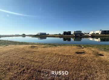 Terreno · 947m² · Lote con Vista Al Agua en Venta - Los Puentes Nordelta