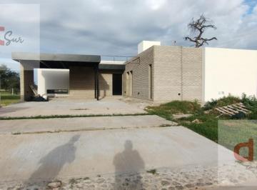 Casa · 206m² · 7 Ambientes · 2 Cocheras · Excelente Casa en Siete Soles - Malagueño!