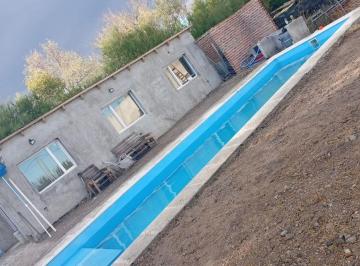 Quinta vacacional de 1 ambiente, Trelew · Chacra con Piscina, Quincho, Ideal Salon de Eventos
