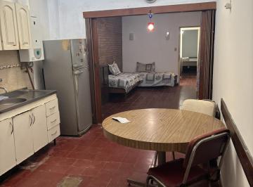 Casa · 85m² · 4 Ambientes · Departamento 1 Dorm. a Restaurar Alto Alberdi.