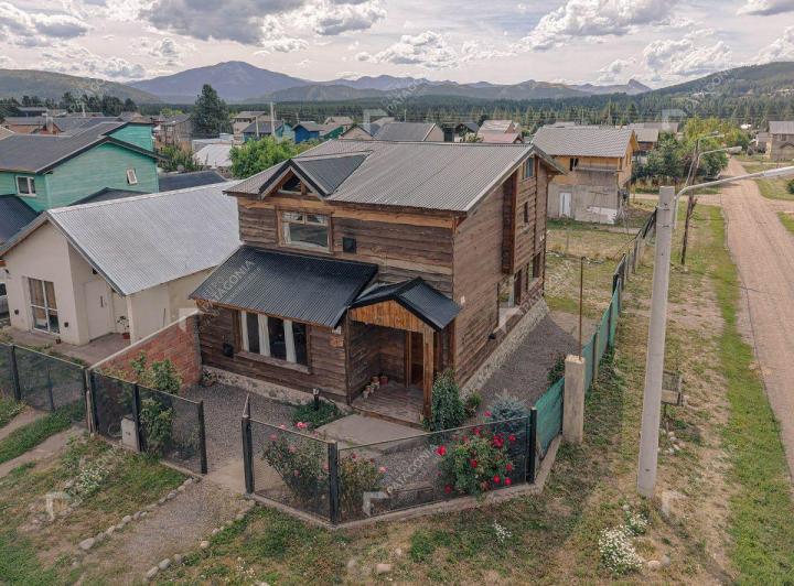 Casa · 141m² · 5 Ambientes · 1 Cochera