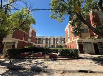 Departamento de 3 ambientes, Villa Carlos Paz · Departamento de 2 Dorm. con Cochera y Piscina Gas Nat y Cloacas