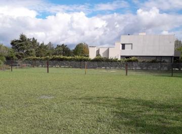 Terreno · 672m² · Terreno en Campos de Esther